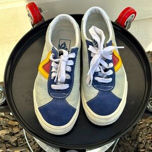 Vans women size 6 / men size 4.5